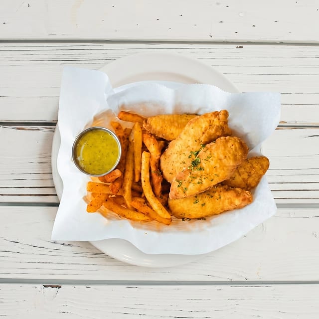 Chicken Fingers Basket.